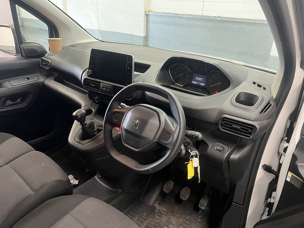 Peugeot Partner 1.5 Bluehdi Std  #6