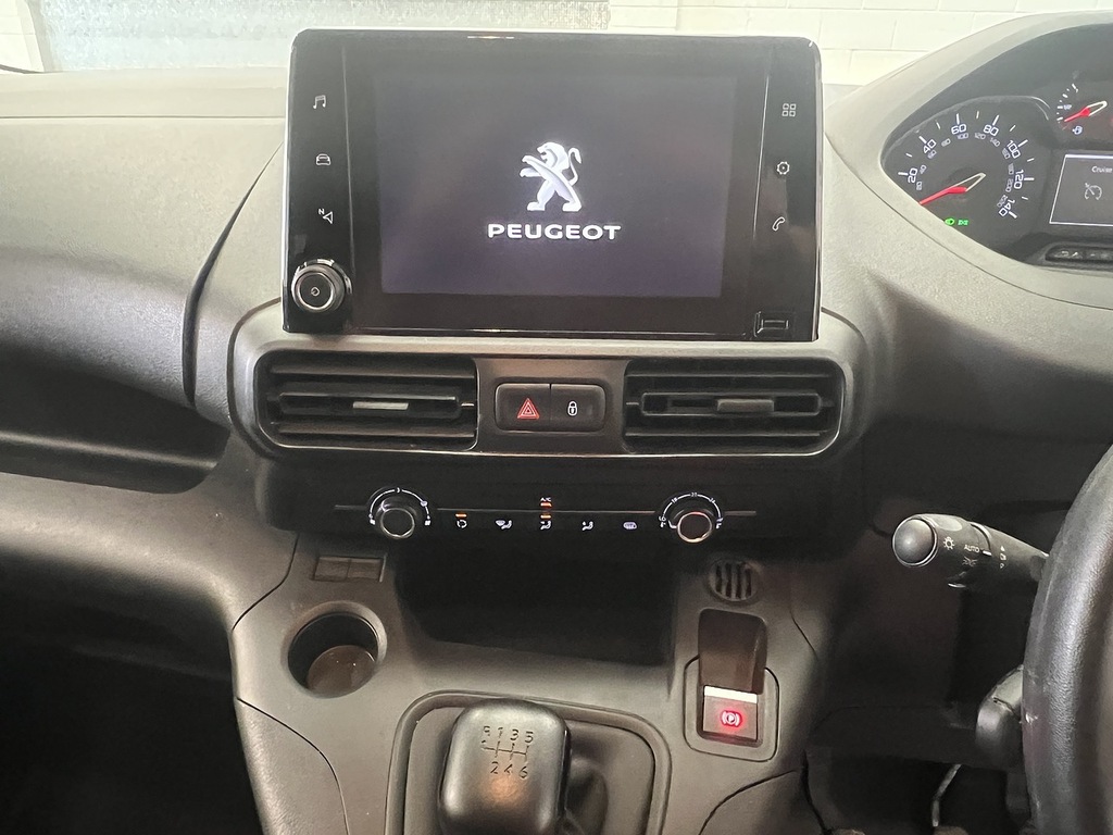 Peugeot Partner 1.5 Bluehdi Std  #8