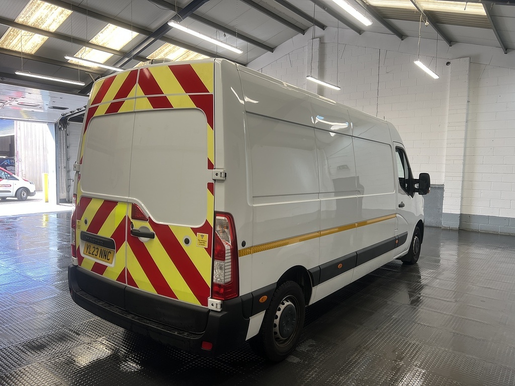 Renault Master 2.3 Dci 35 Start Panel Van Fwd L White #3