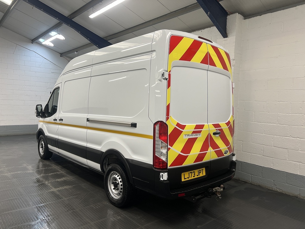 Ford Transit Custom 2.0 350 Ecoblue Leader Panel Van LJ73JPT White #3