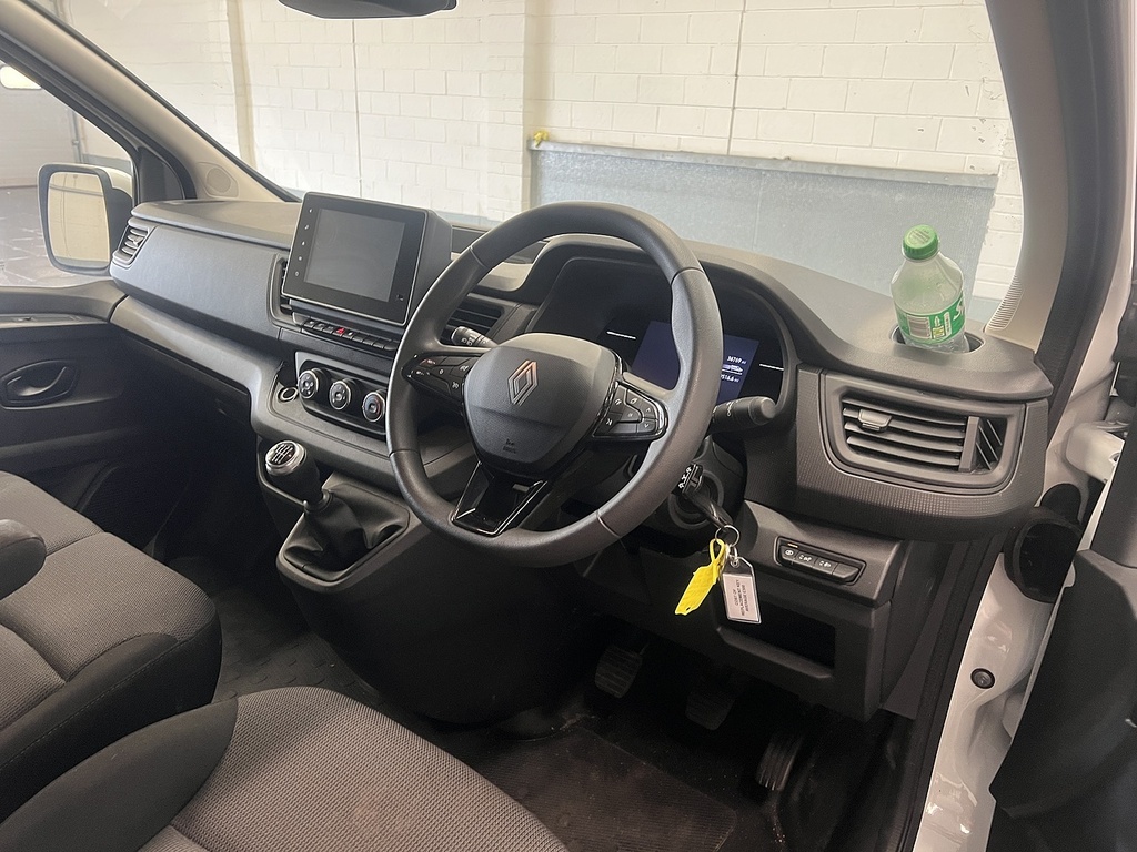Renault Trafic 2.0 Dci Blue Ll30 Advance Panel Van Man HV74SGX White #5