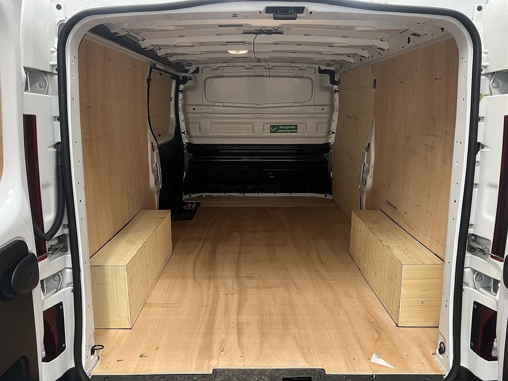 Renault Trafic 2.0 Dci Blue Ll30 Advance Panel Van Man HV74SGX White #4