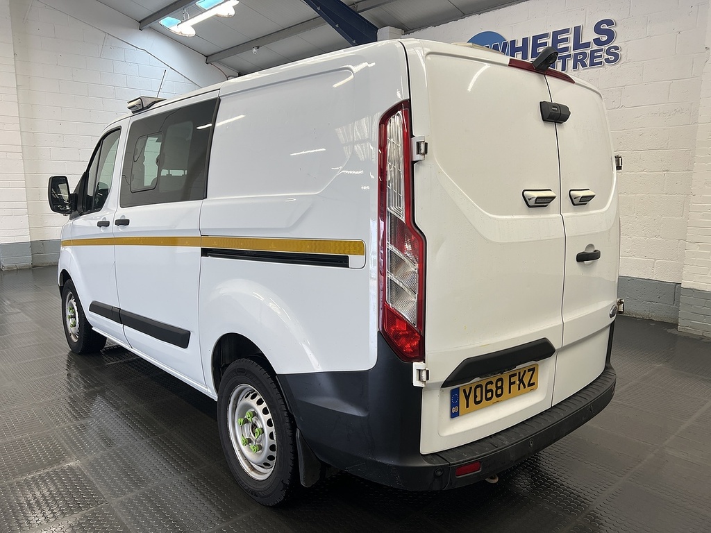 Ford Transit Custom 2.0 320 Ecoblue Crew Van Double Cab Man White #2