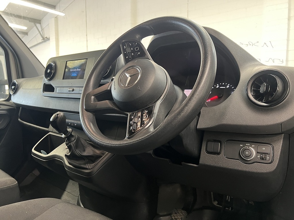 Mercedes-Benz Sprinter 315 Cdi Progressive 2.0 Luton White #5