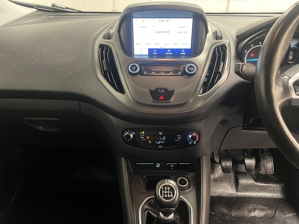 Ford Transit Courier 1.0 Ecoboost Sport Van 6 Speed Grey #17