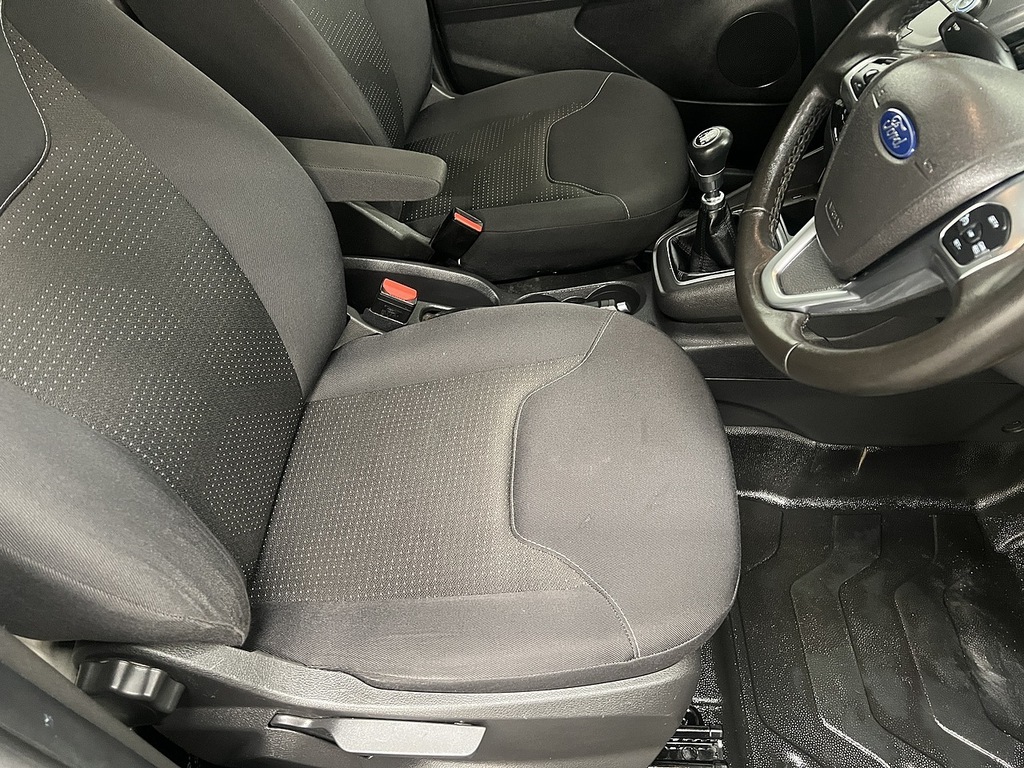 Ford Transit Courier 1.0 Ecoboost Sport Van 6 Speed Grey #10