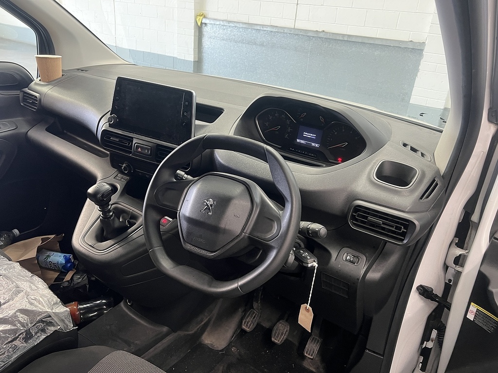 Peugeot Partner 1.5 Bluehdi 950 Professional Premium Long Panel White #6