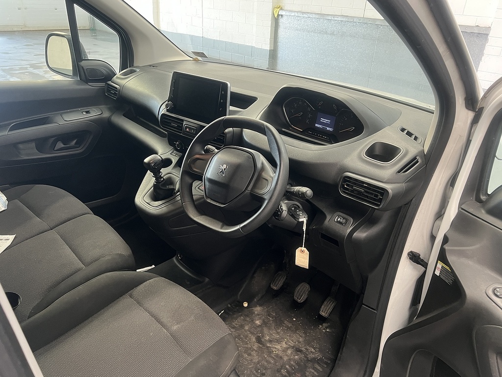 Peugeot Partner 1.5 Bluehdi 1000 Professional Premium Standard P White #6