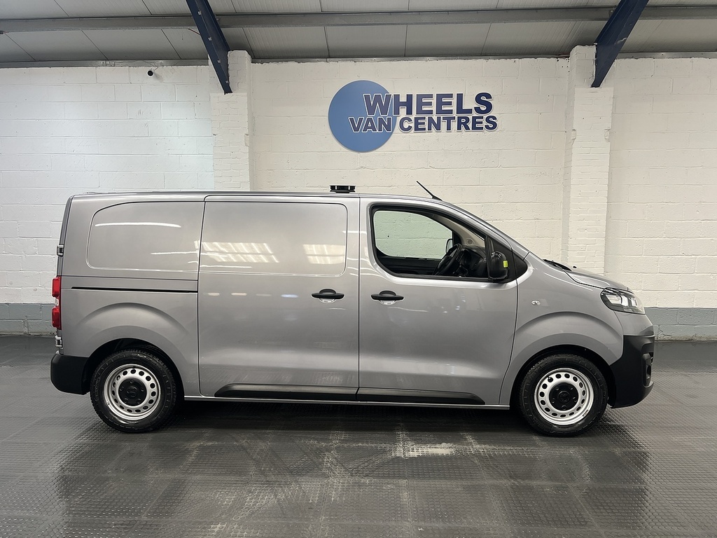 Vauxhall Vivaro 3100 75Kwh Dynamic Panel Van 6Dr L1 Grey #6