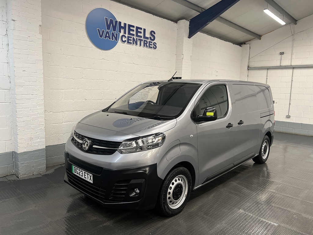 Vauxhall Vivaro 3100 75Kwh Dynamic Panel Van 6Dr L1 Grey