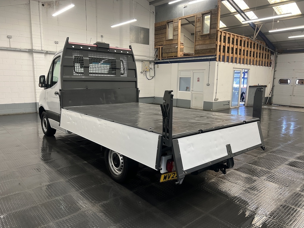 Mercedes-Benz Sprinter 315 Cdi Progressive White #32