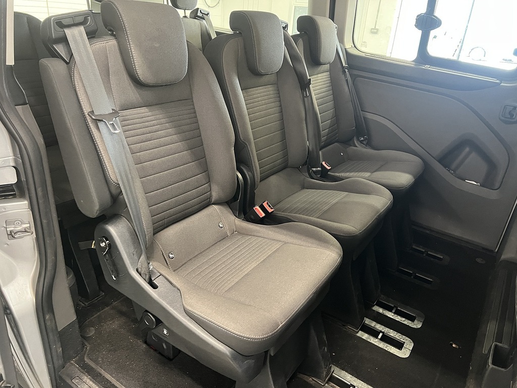Ford Tourneo Custom 2.0 310 Ecoblue Titanium Minibus Double Cab Di Silver #6