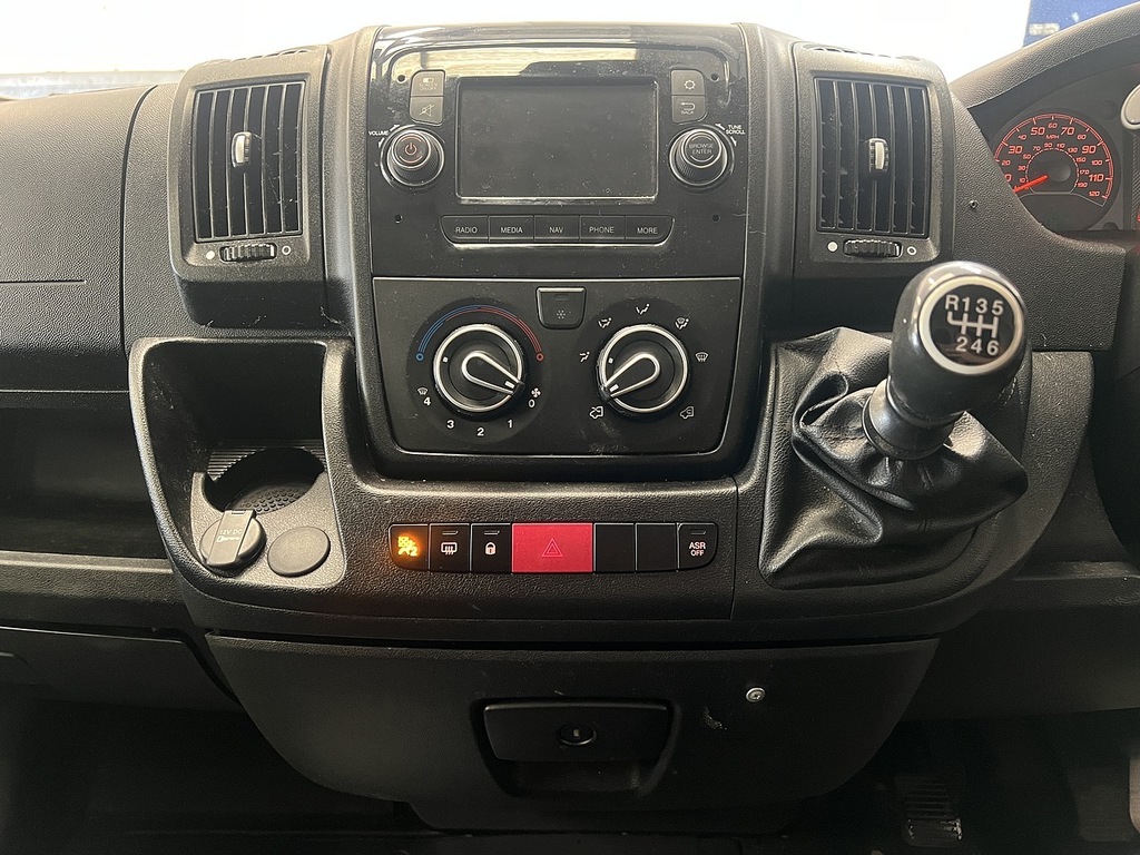 Citroen Relay 2.2L Enterprise White #8