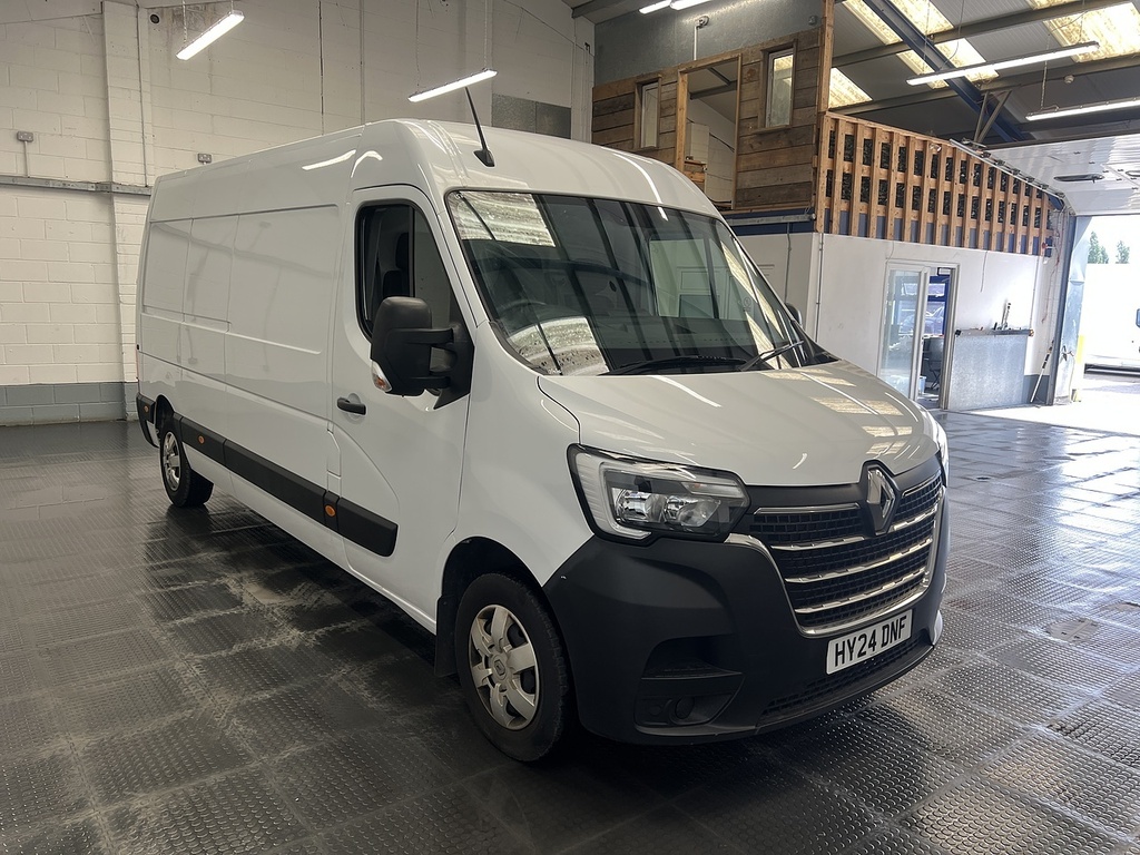 Renault Master 2.3 Dci 35 Advance Panel Van Fwd White #3