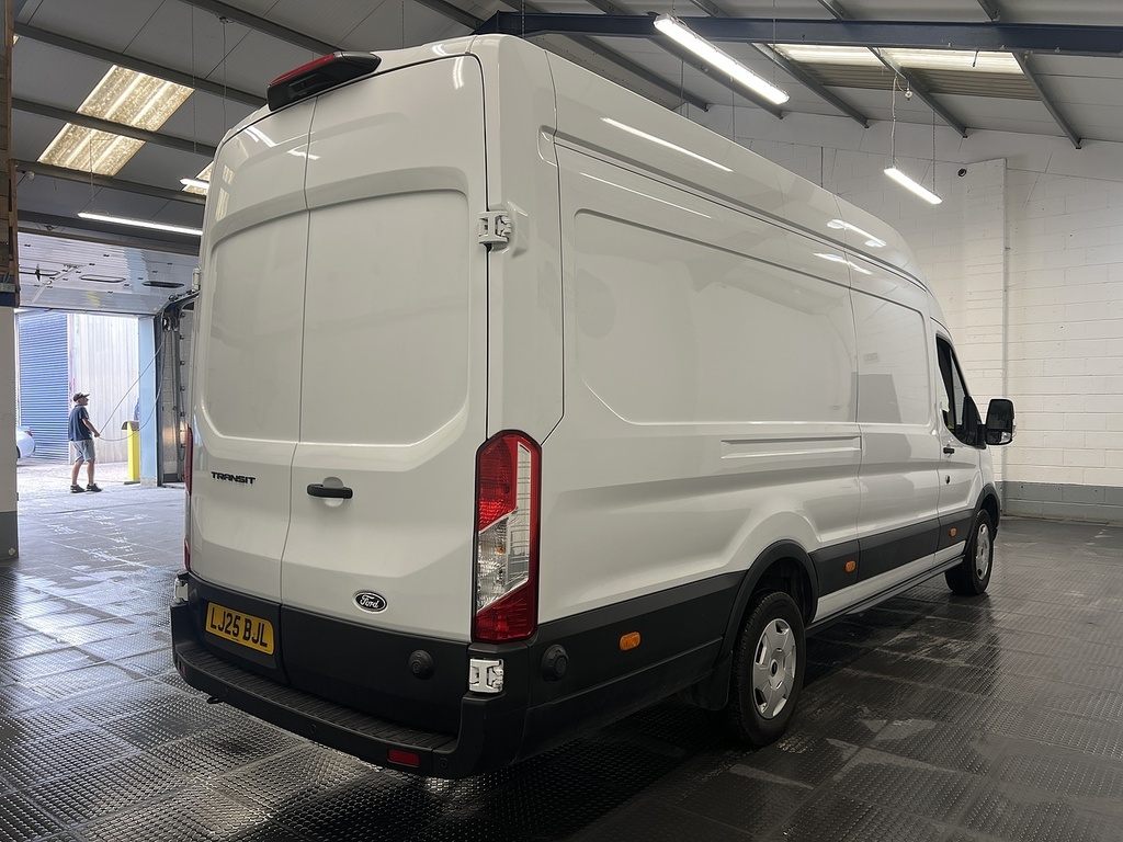 Ford Transit Custom 2.0 350 Ecoblue Trend Panel Van White #3