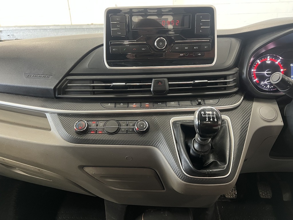 Maxus Deliver 9 D20 2.0 Dropside White #5