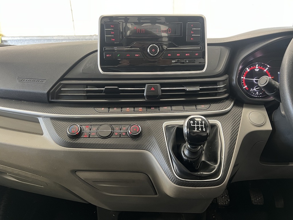 Maxus Deliver 9 D20 2.0 Dropside White #4