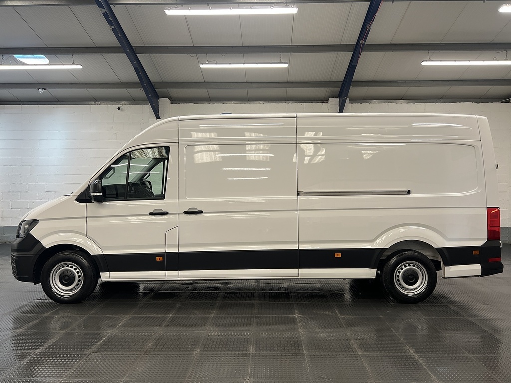 Volkswagen Crafter 2.0 Tdi Cr35 Commerce Panel Van White #2