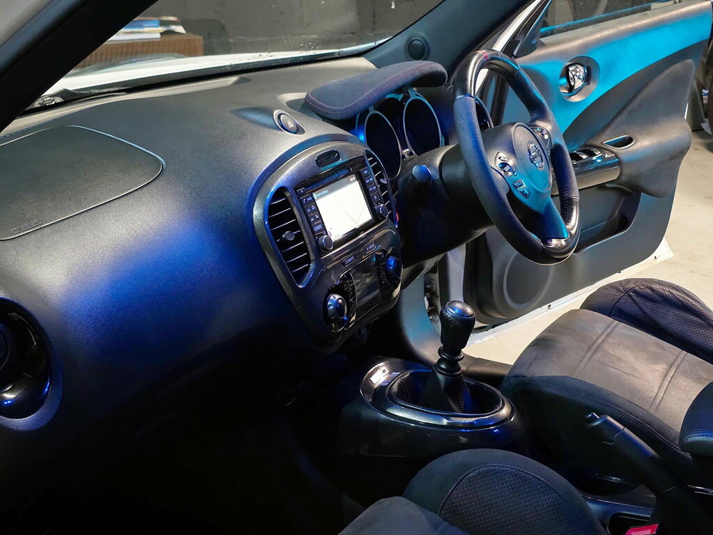 Nissan Juke Tekna Grey #21