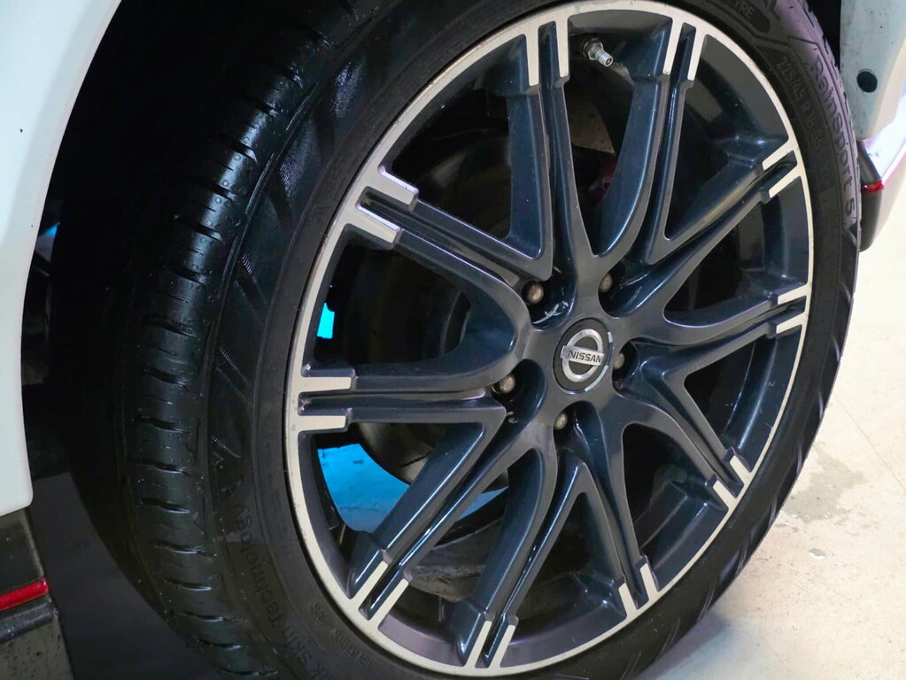 Nissan Juke Tekna Grey #25