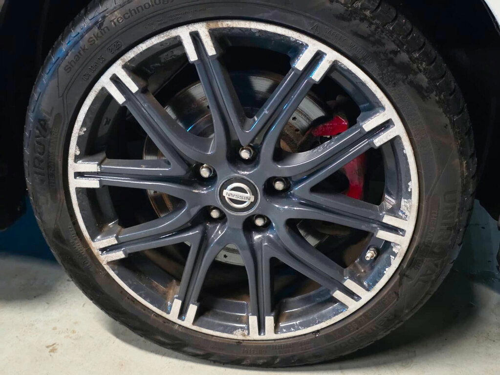 Nissan Juke Tekna Grey #28
