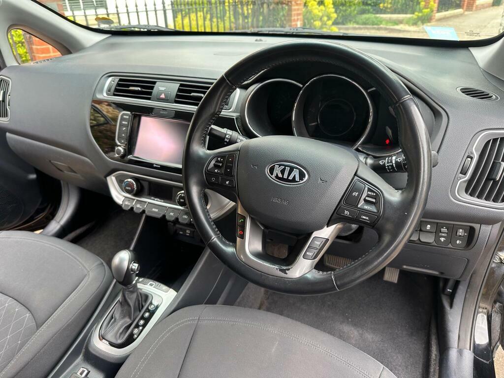 Kia RIO 2015 1.4 Ecodynamics 3 Hatchback White #15