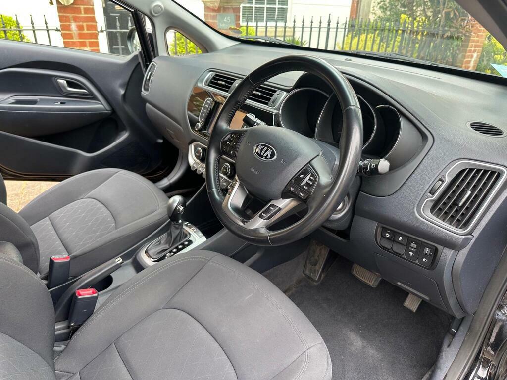 Kia RIO 2015 1.4 Ecodynamics 3 Hatchback White #14