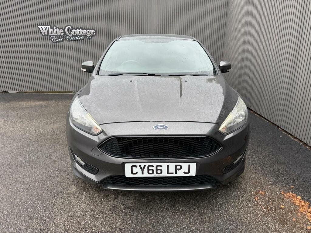 Ford Focus Hatchback 1.5 Tdci St-line Euro 6 Ss 2017 CY66LPJ Grey #5