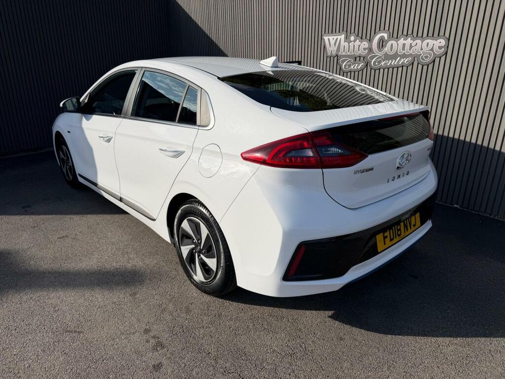 Hyundai Ioniq 1.6 H-gdi Premium Dct Euro 6 Ss White #3