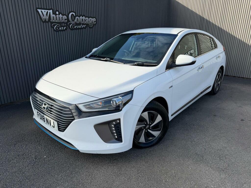 Hyundai Ioniq 1.6 H-gdi Premium Dct Euro 6 Ss White #4
