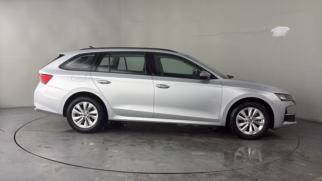 Skoda Octavia 1.5 Tsi E-tec Mhev Act Se Technology Estate Pe Silver #4