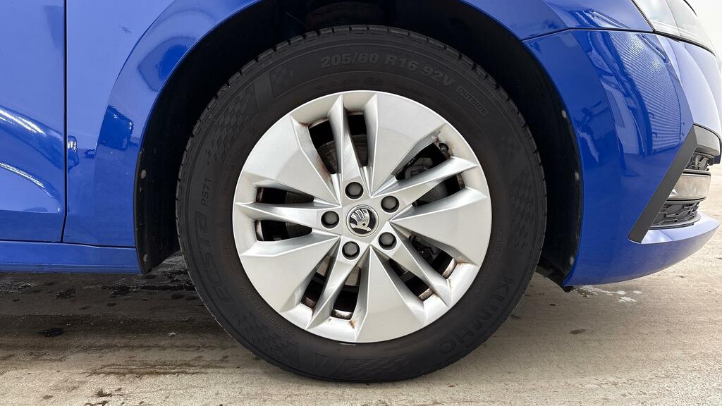 Skoda Octavia 1.0 Tsi Se Technology Estate Eur Blue #5