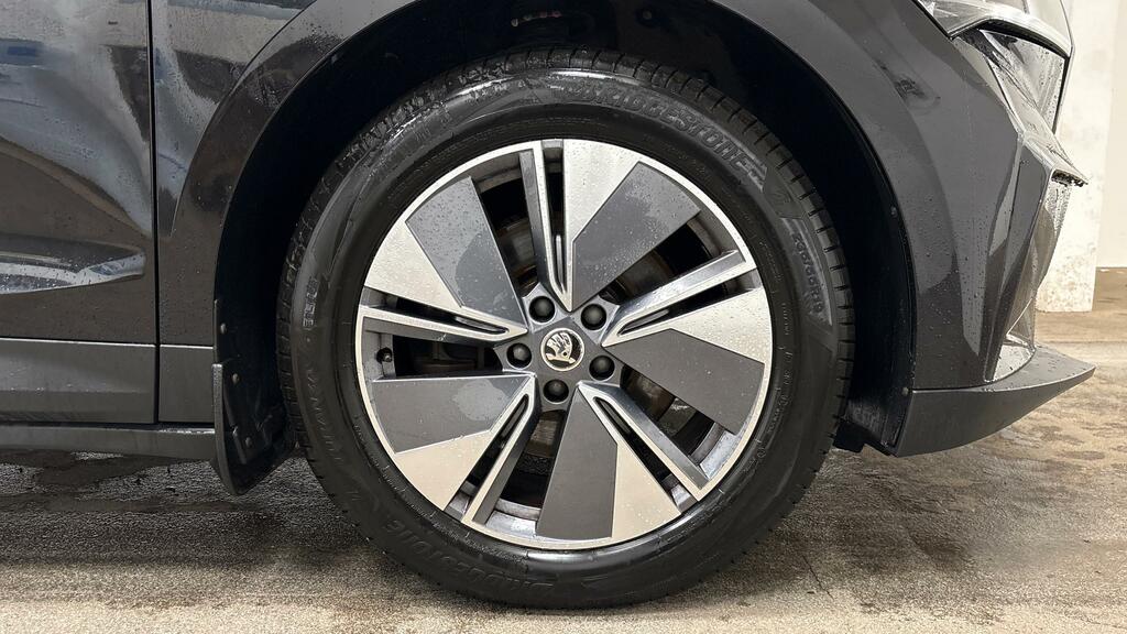 Skoda ENYAQ Iv 62Kwh 60 Suv Dc120kw 179 P Black #5