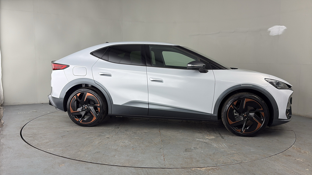 Cupra Tavascan 77Kwh V2 Suv Coupe 286 Ps White #4