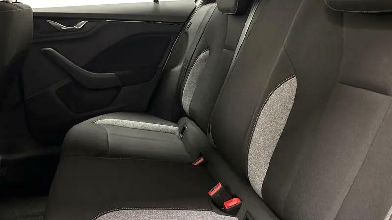 Skoda Kamiq 1.0 Tsi Se Suv Euro 6 Ss 95 White #6