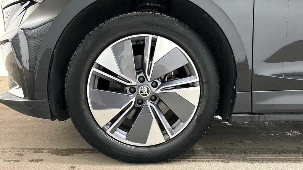 Skoda ENYAQ Iv 62Kwh 60 Suv Dc120kw 179 P Black #5