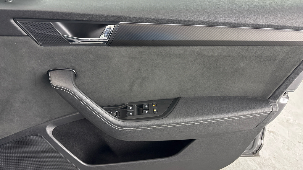 Skoda Superb 1.5 Tsi Se Technology Dsg White #28