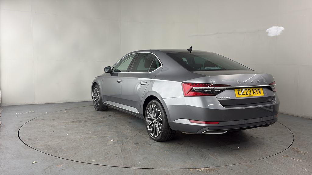 Skoda Superb 2.0 Tsi Laurin Klement Hatchback Dsg Grey #3