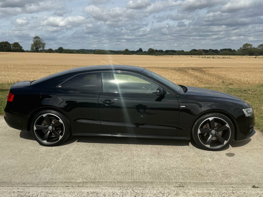Audi A5 2.0 Tdi Black Edition Coupe Euro Black #4