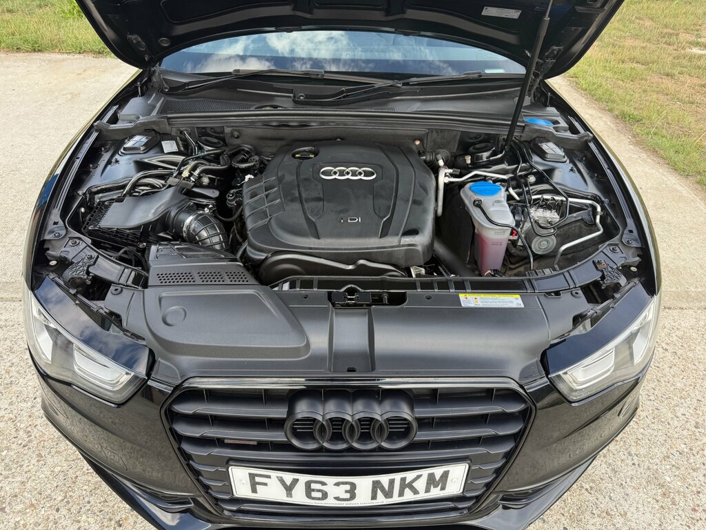 Audi A5 Sportback Tdi Black Edition White #9