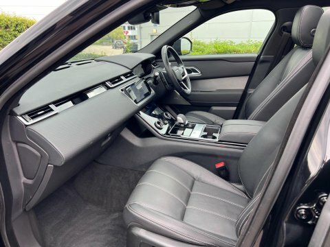 Land Rover Range Rover Velar R-dynamic S Black #29