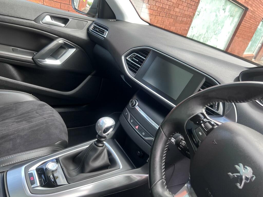 Peugeot 308 308 Active E-thp White #13