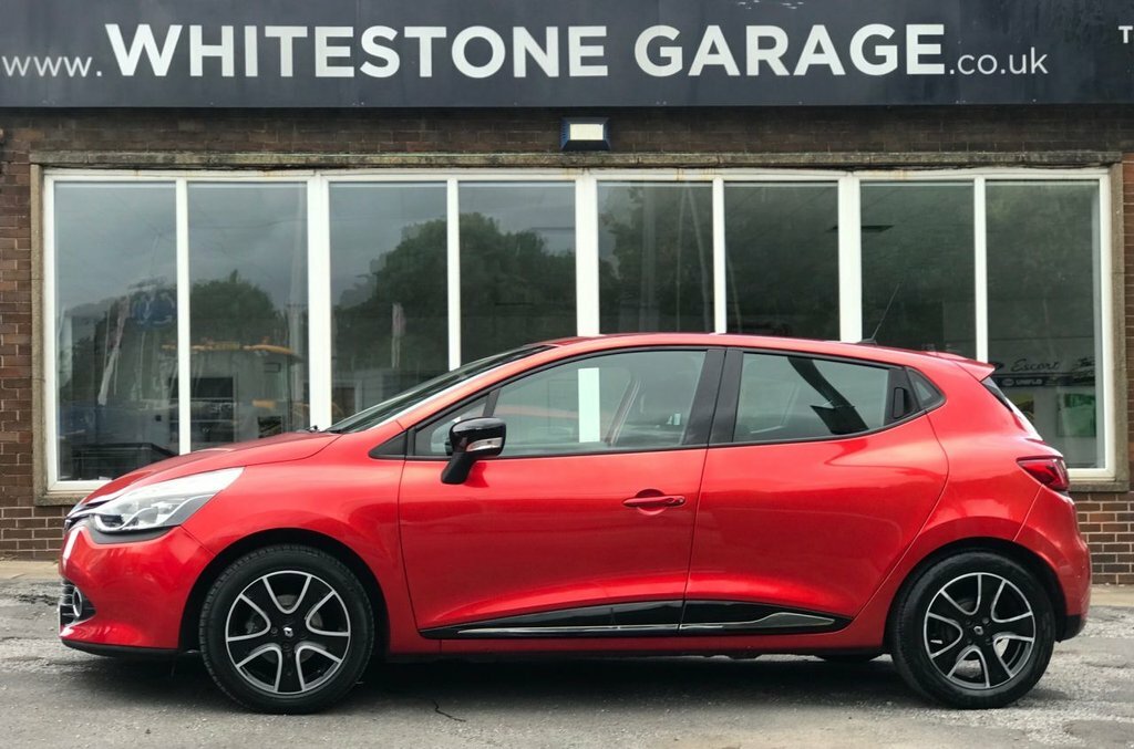Renault Clio 1.2L Dynamique Medianav Red #4