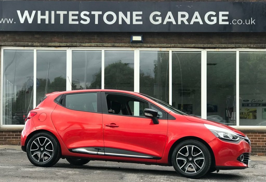 Renault Clio 1.2L Dynamique Medianav Red #4