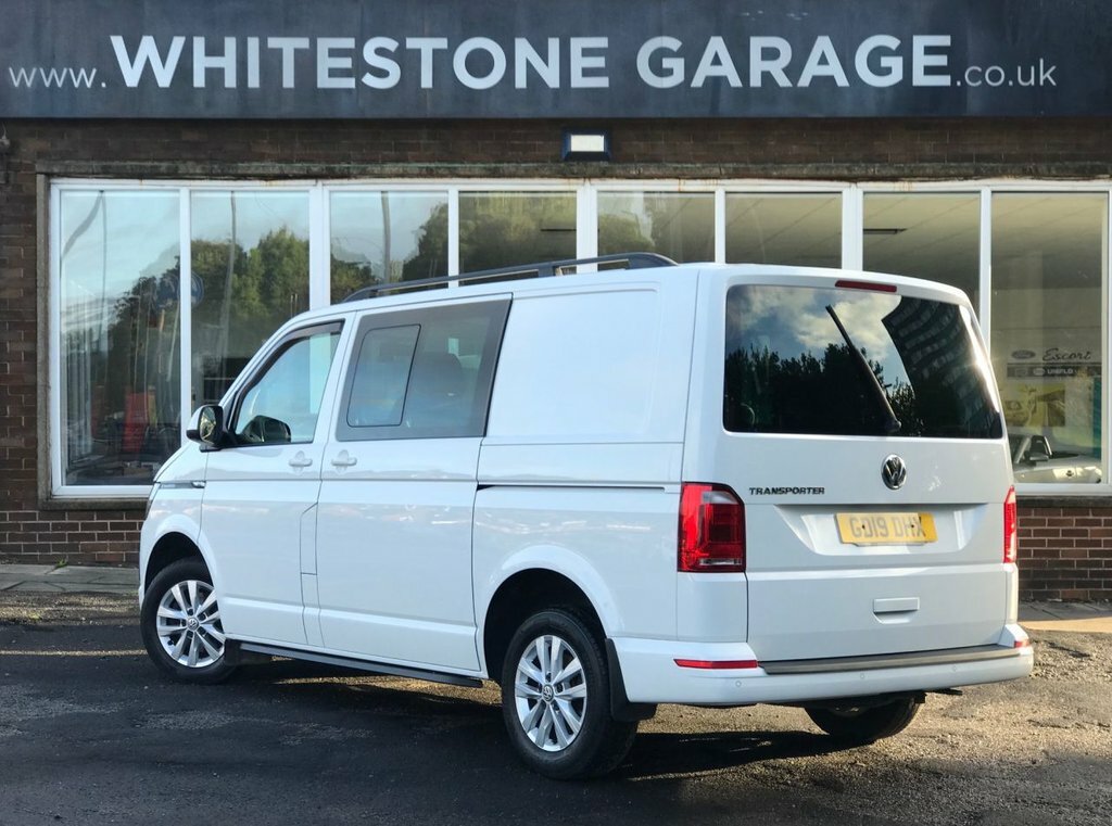 Volkswagen Transporter 2L Highline White #5