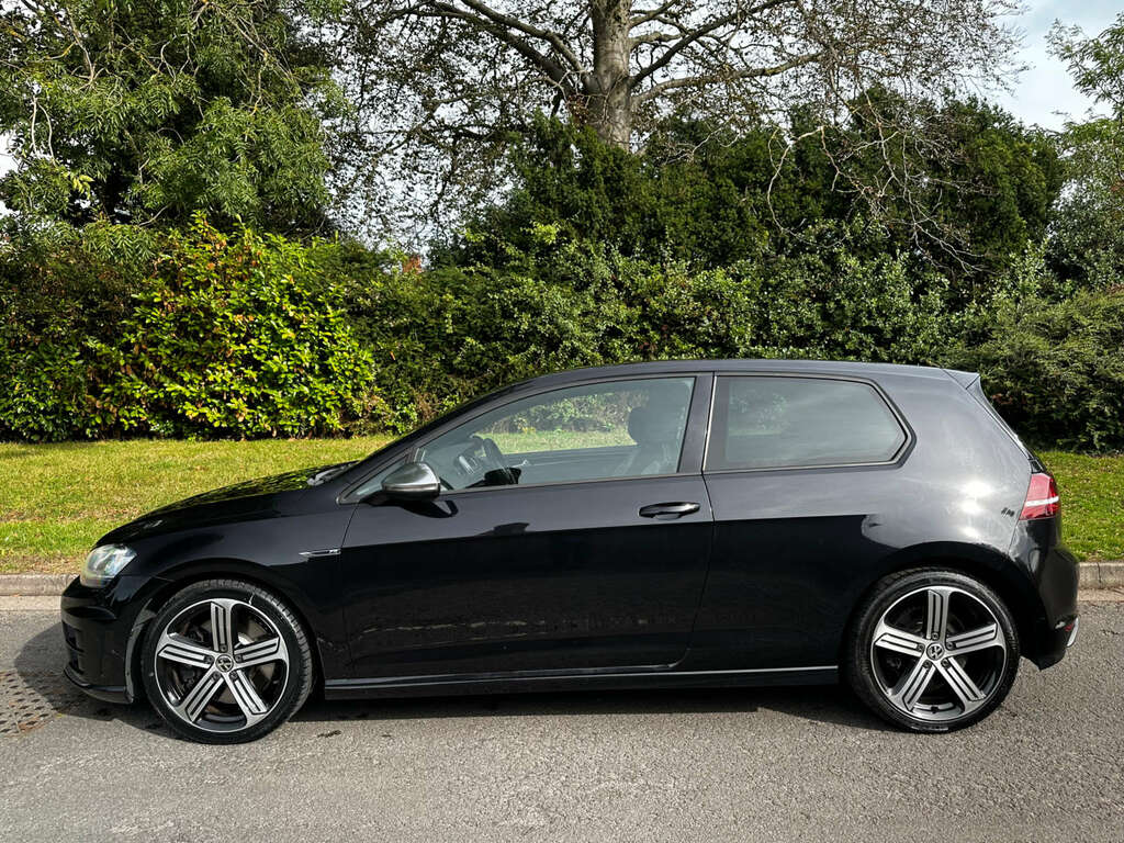Volkswagen Golf Hatchback 2.0 Golf R Dsg 4Wd 2015 SV15UWN Black #4
