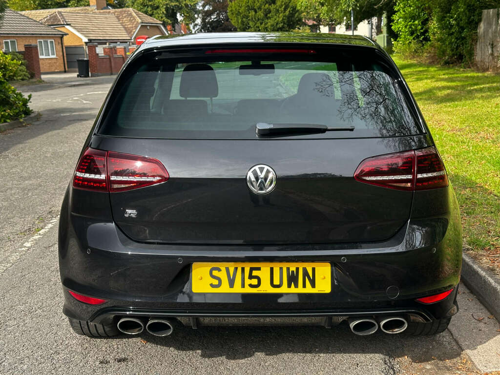 Volkswagen Golf Hatchback 2.0 Golf R Dsg 4Wd 2015 SV15UWN Black #6