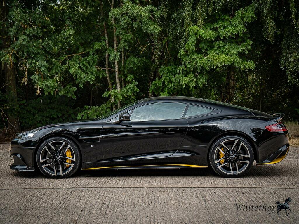Aston Martin Vanquish S Blue #33