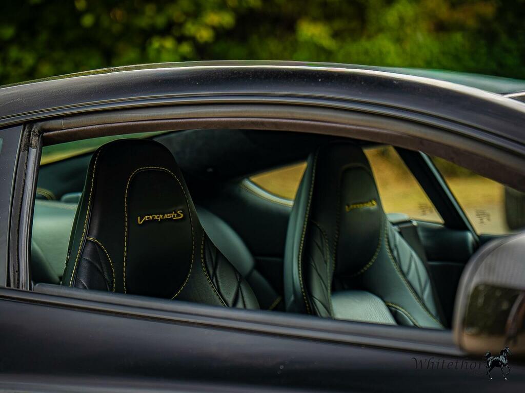 Aston Martin Vanquish S Blue #55