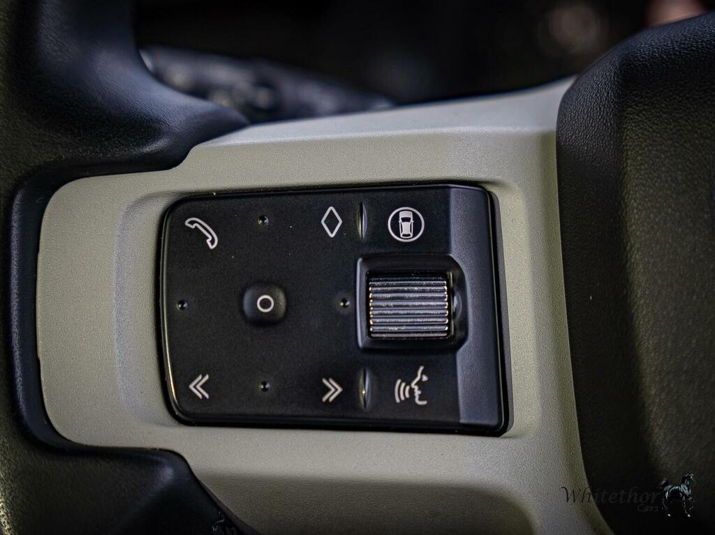 Land Rover Defender 90 X-dynamic Se Black #23